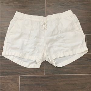 White, linen blend, draw string shorts